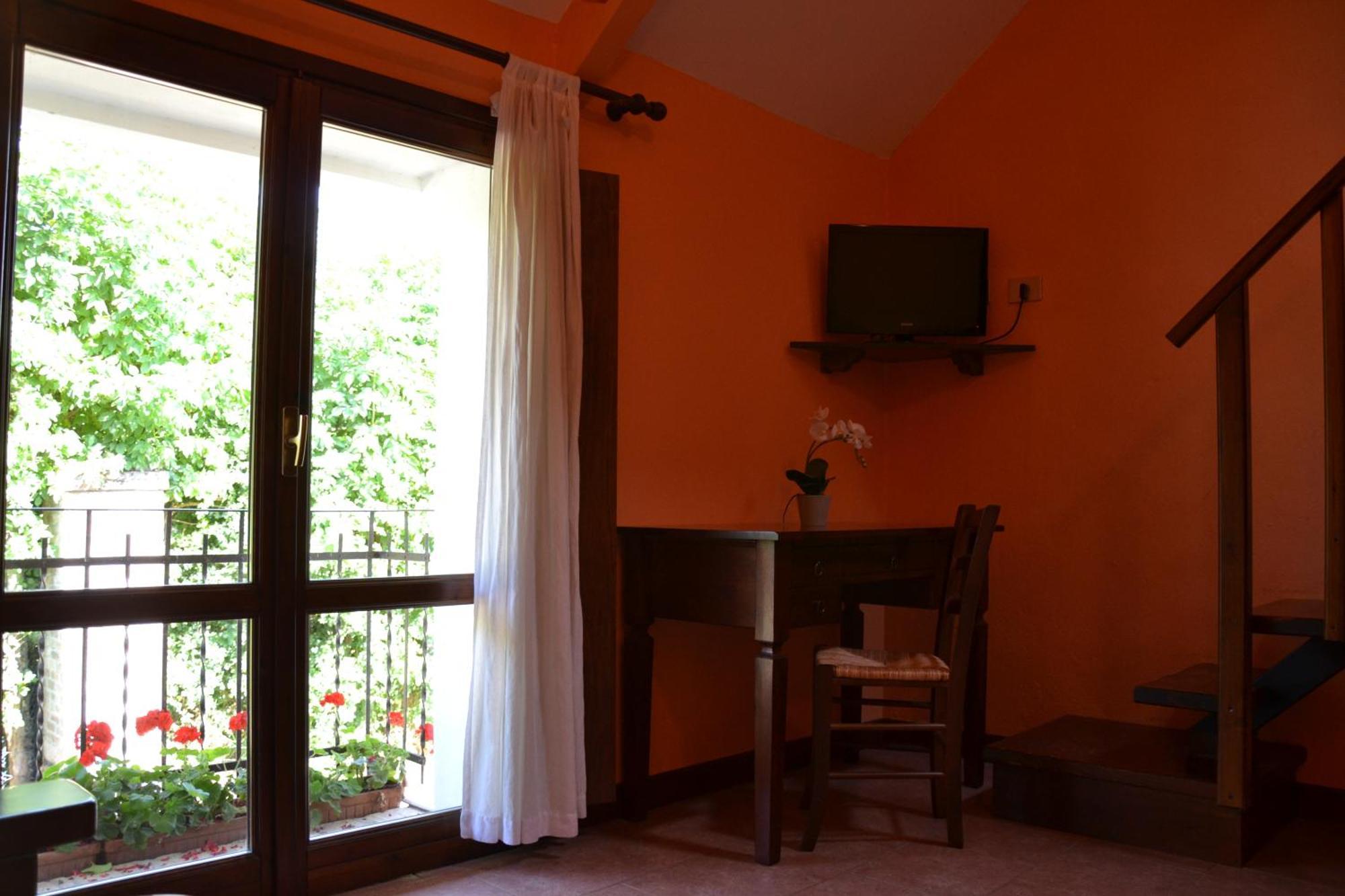 Agriturismo Torrazzetta Casteggio Kamer foto