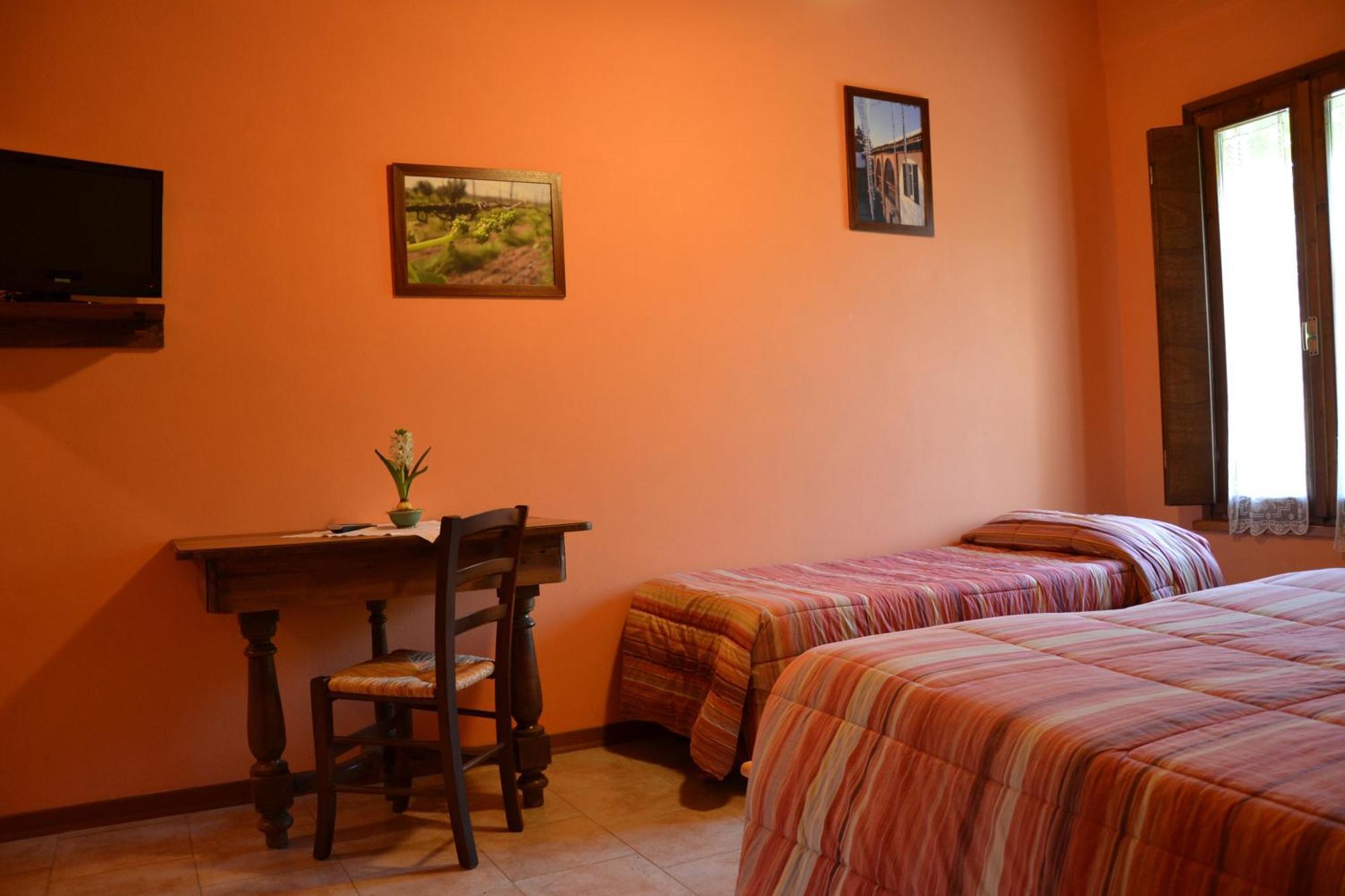 Agriturismo Torrazzetta Casteggio Kamer foto