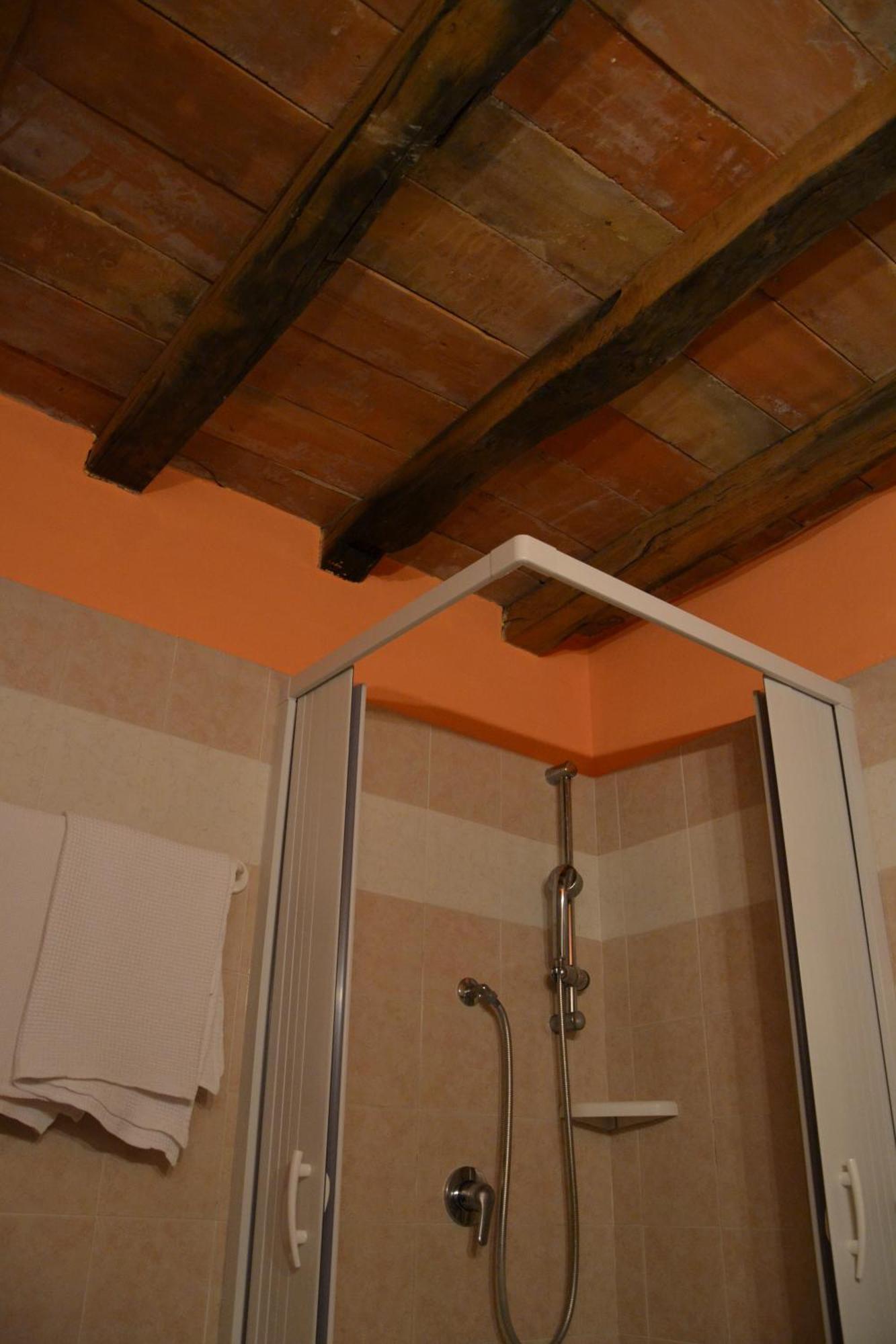 Agriturismo Torrazzetta Casteggio Kamer foto
