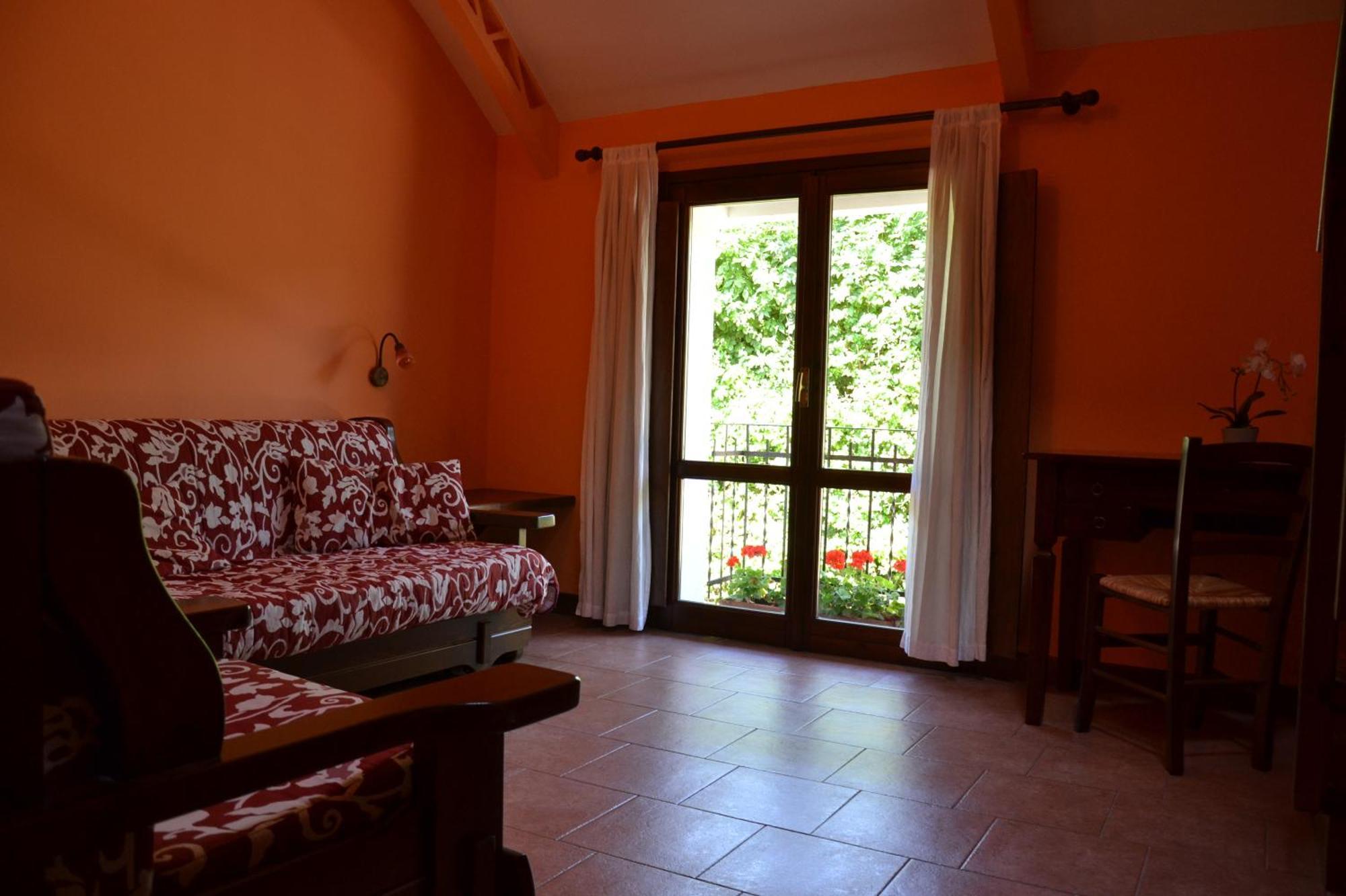 Agriturismo Torrazzetta Casteggio Kamer foto