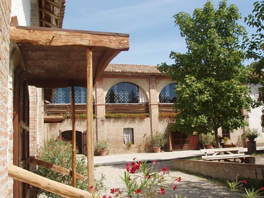 Agriturismo Torrazzetta Casteggio Buitenkant foto