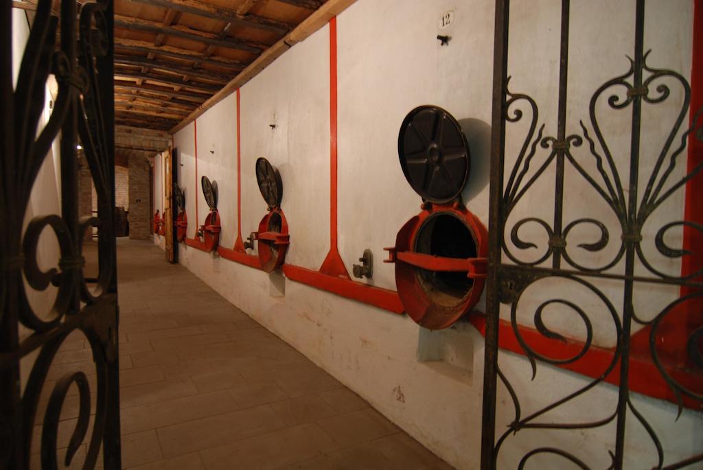 Agriturismo Torrazzetta Casteggio Buitenkant foto