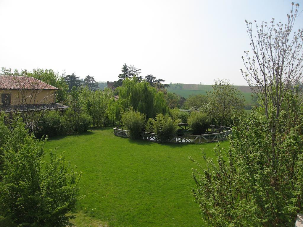 Agriturismo Torrazzetta Casteggio Buitenkant foto