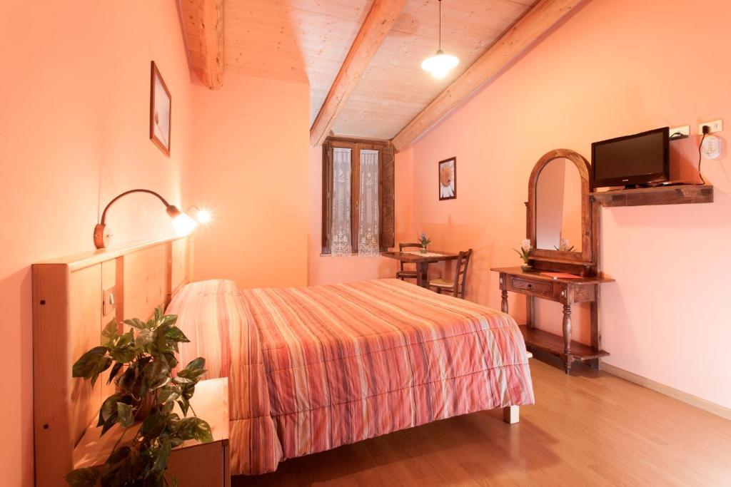 Agriturismo Torrazzetta Casteggio Kamer foto
